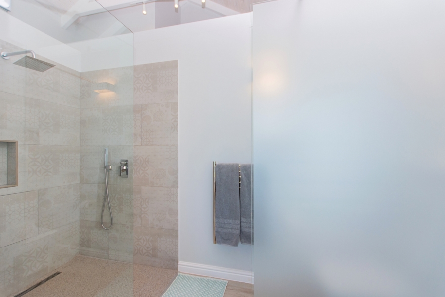 5 Bedroom Property for Sale in Calypso Beach Western Cape